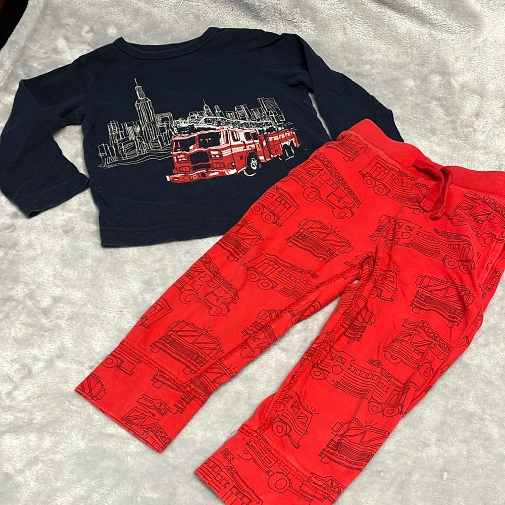 2T GAP Firetruck long sleeve t-shirt and pants bundle
